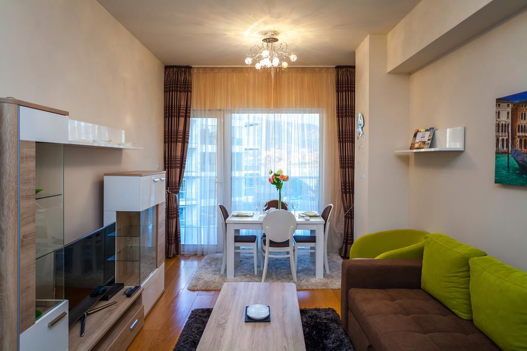 Luxury Apartment Anastasia Tre Canne Budva Oda fotoğraf